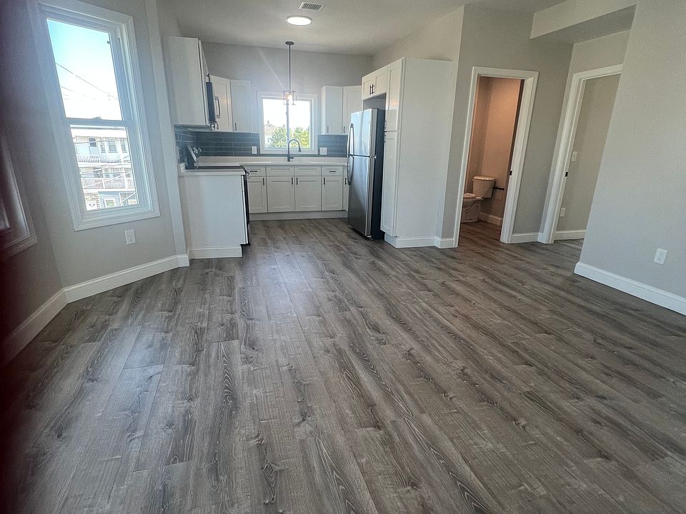 1st image of 89 McDonald St APT 1