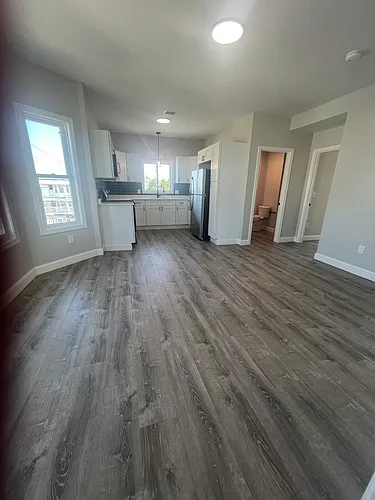 89 McDonald St #1 Photo 1