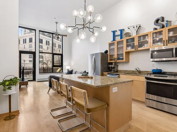 1120 S 2nd St APT 102, Minneapolis, MN 55415