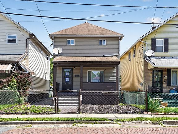2nd image of 212 4th Ave