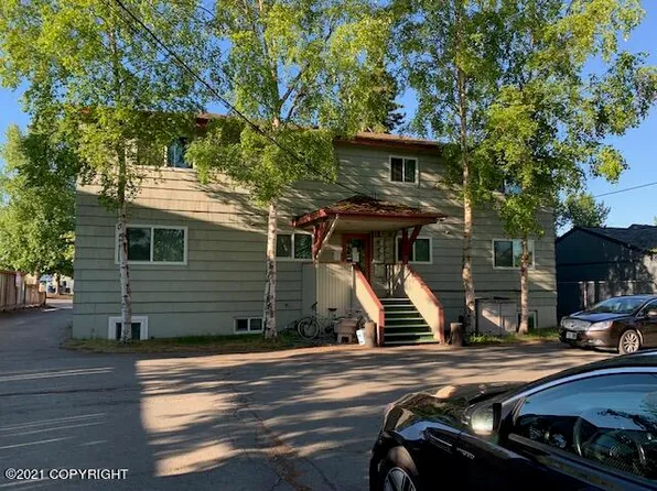 2305 McRae Rd, Anchorage, AK 99517