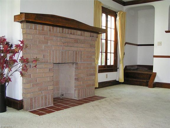 3rd image of 6709 Charles Ave
