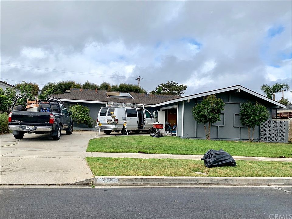 1st image of 325 Vista Baya