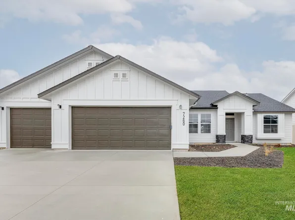 895 Thunderbolt St, Mountain Home, ID 83647