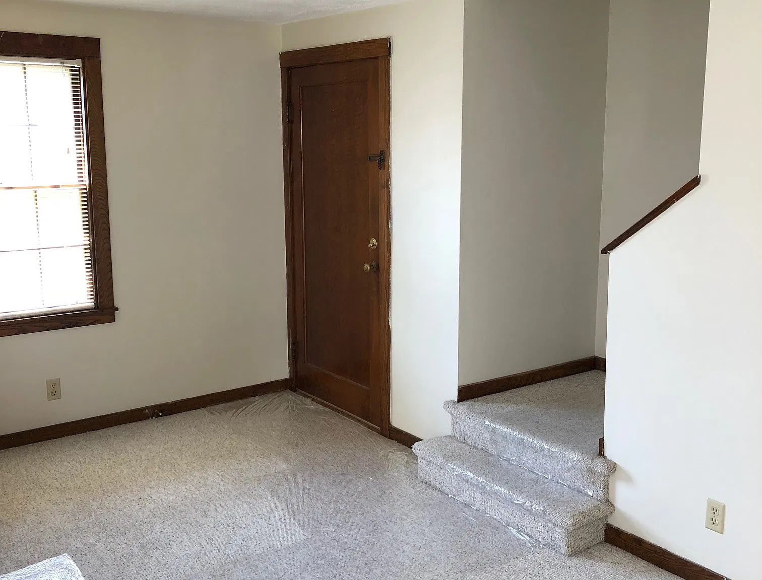 2 bed, 900 sqft, $1,200 — Photo 4