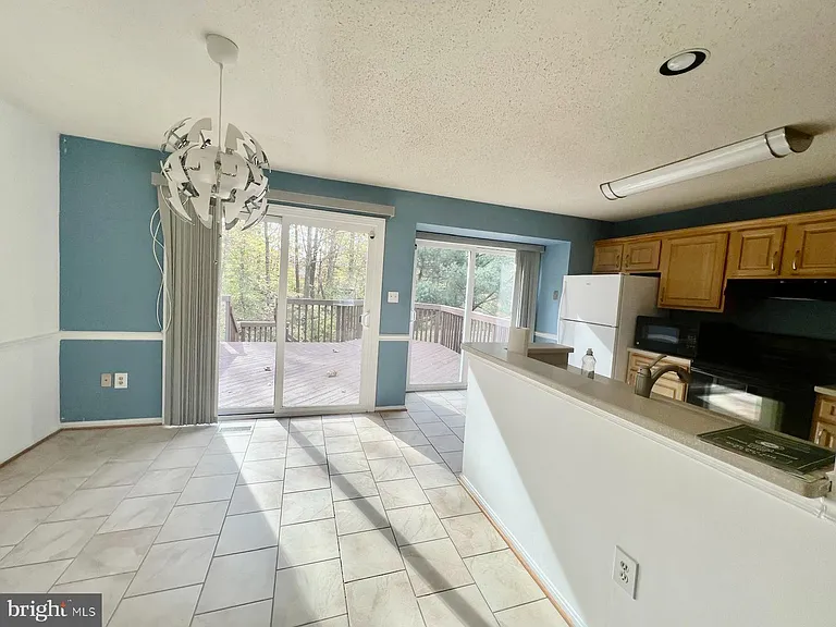 11570 Hill Meade Ln — Photo 9