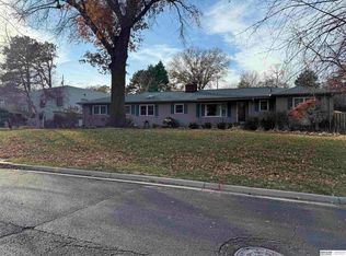 2520 S 98th Ave, Omaha, NE 68124