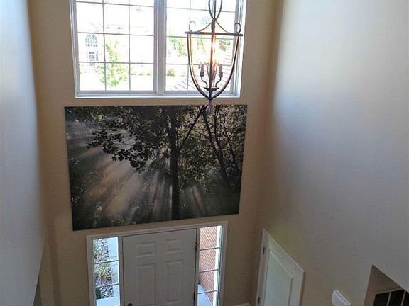 5th image of 6102 Quartz Ln