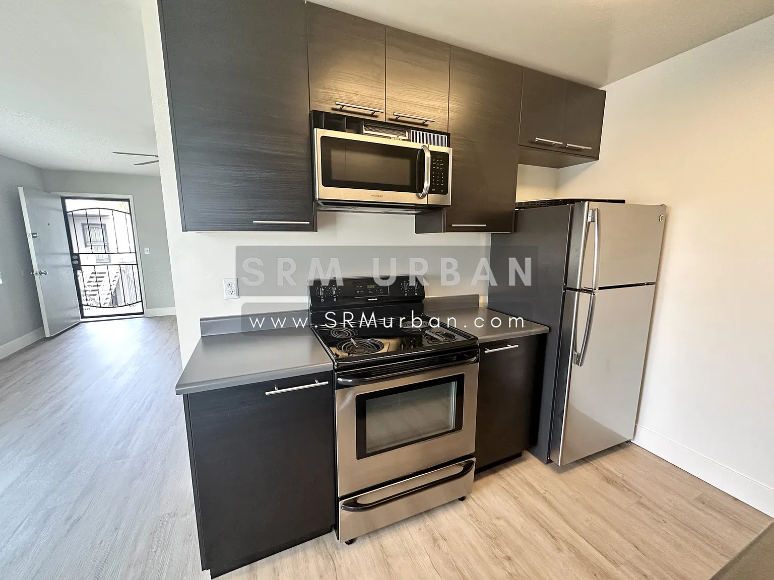 2 bed, 1.5 bath, $2,695 — Photo 2