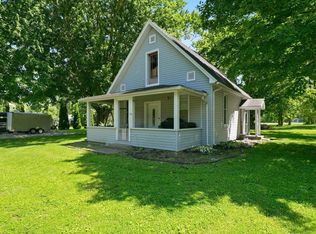 195 W Wabash St, Laketon, IN 46943