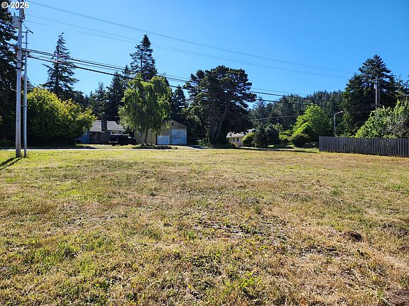5th image of 20th St