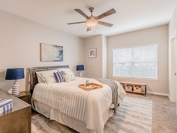 5th image of 8100 N Riverside Dr #315
