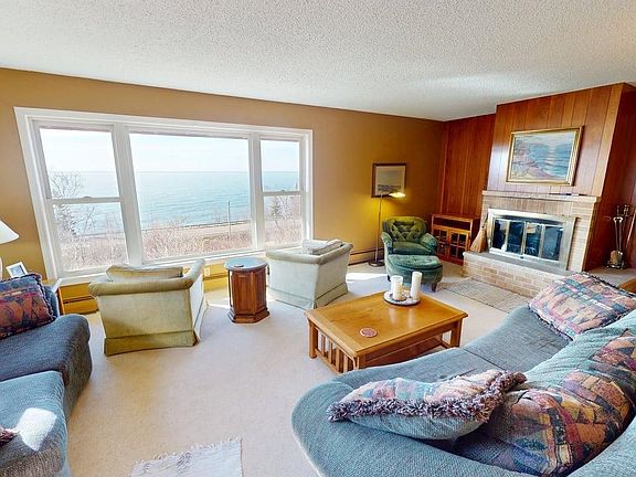 5th image of 7168 Bayview Dr