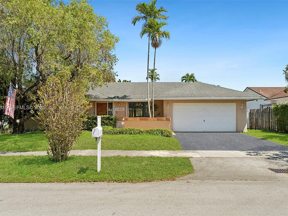 1st image of 11403 SW 129th Pl