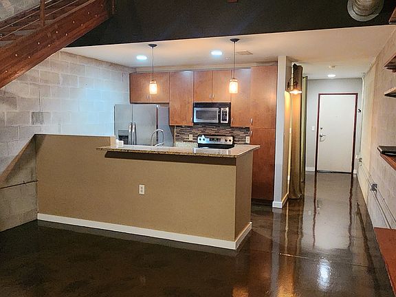 5th image of 2001 E 2nd Ave Unit 31