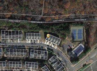 118 Spring Way Sq, Canton, GA 30114