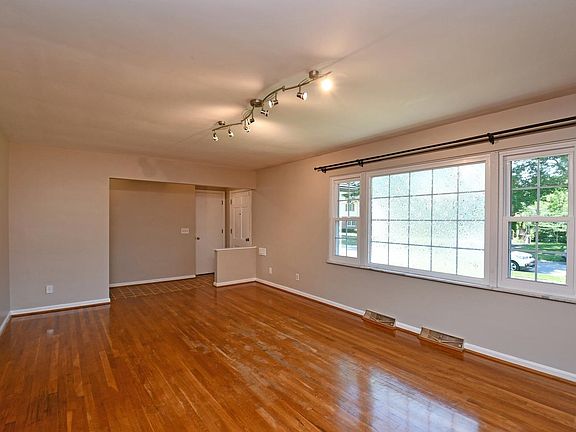 5th image of 6467 Teakwood Ct