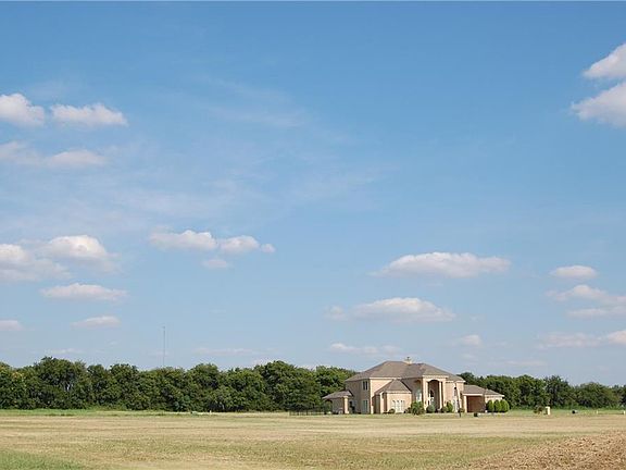 4th image of 1630 Pebble Beach Ln