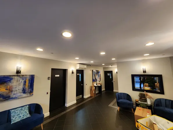 4301 Park Avenue image 2 of 23