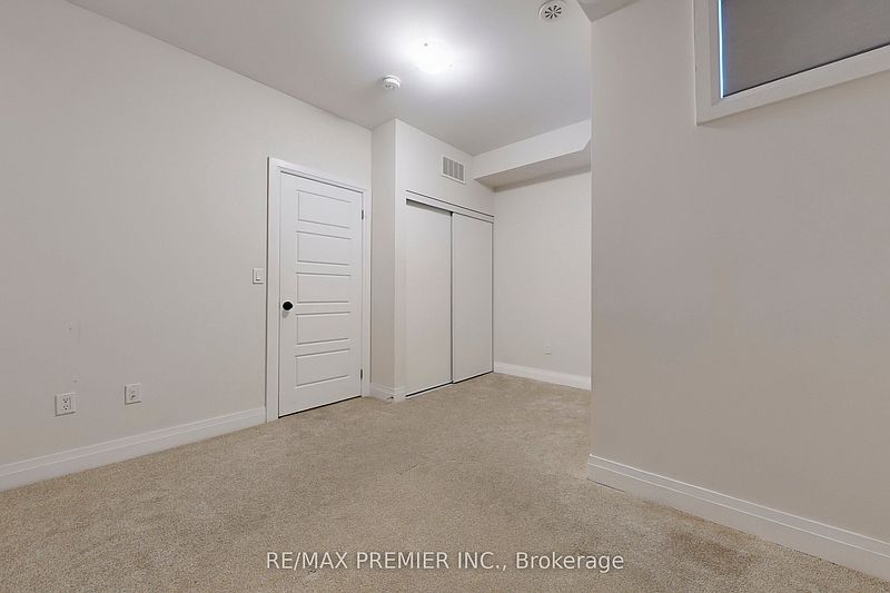 Toronto Townhouse for rent - 1 Bedroom — photo 21