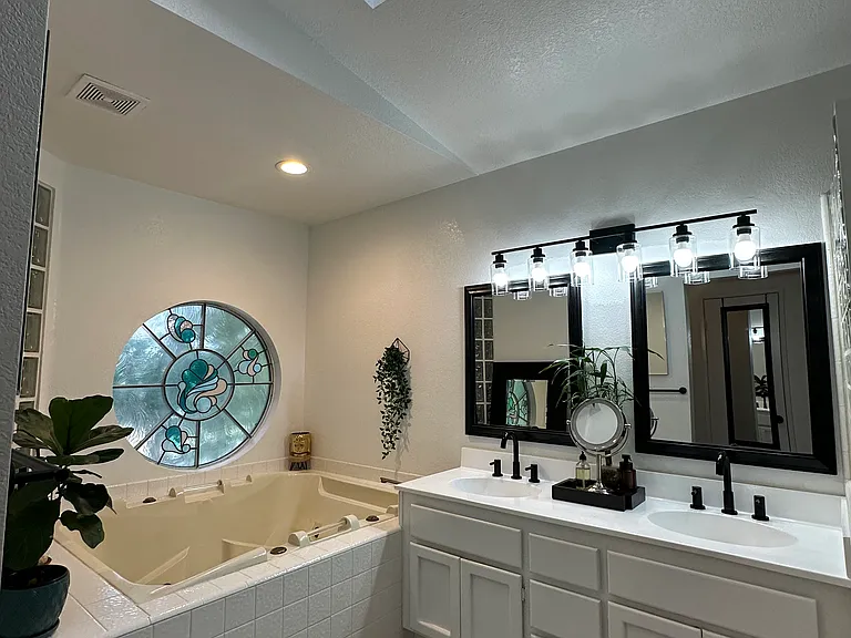 8115 Surfline Dr #D — Photo 22