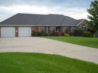 6219 Wade Rd, Jefferson City, MO 65109