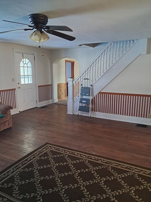 16567 Z St - Property Image