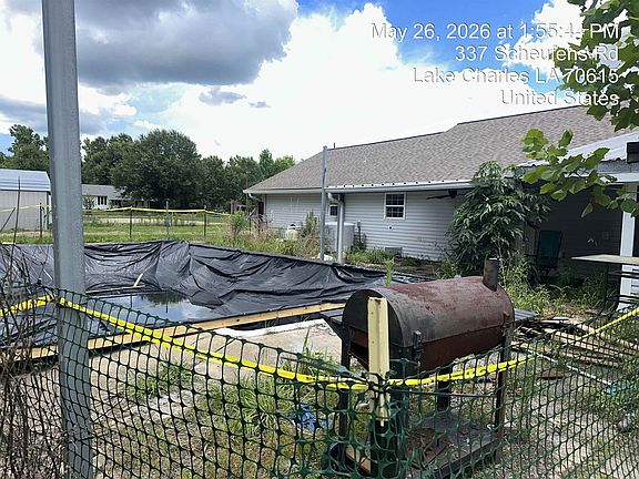 4th image of 337 Scheufens Rd