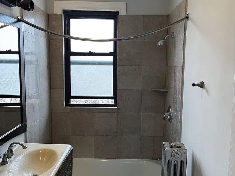 5655 N Spaulding Ave #3W — Photo 7