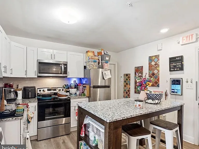 4136 Mantua Ave #2 — Photo 1