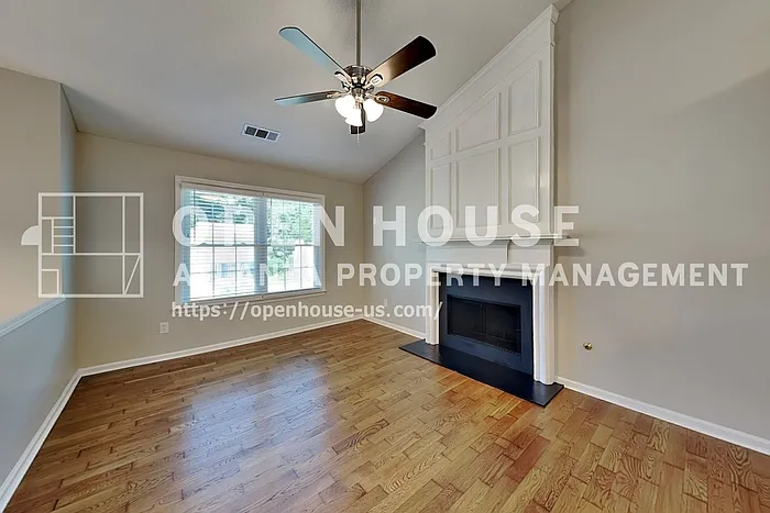 3 bed, 3.0 bath, 1264 sqft, $2,350 — Photo 3