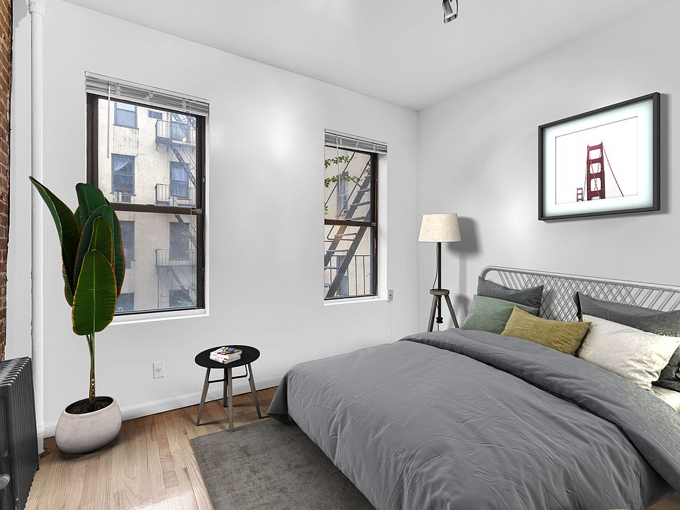 2nd image of 408 W 48th St APT 4RE