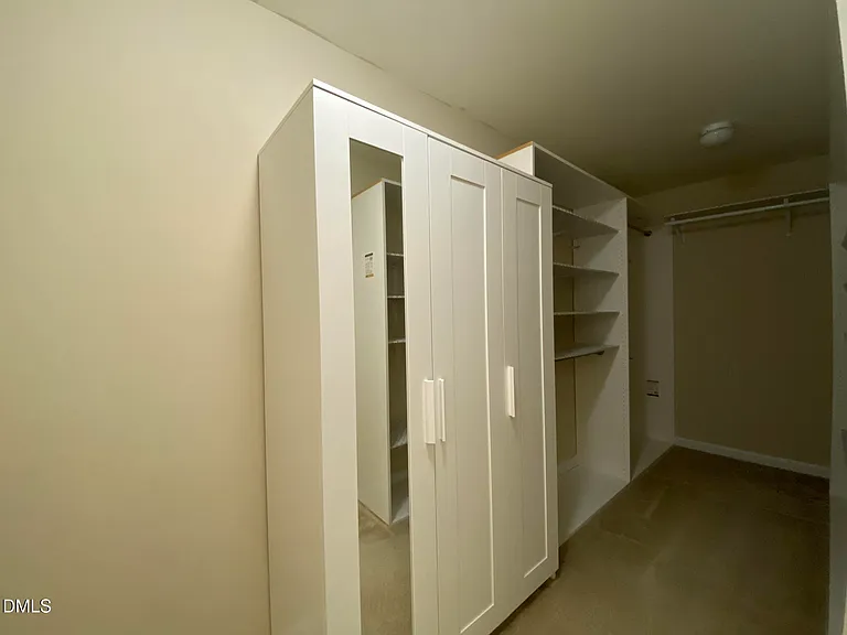 1065 Bender Ridge Dr — Photo 25