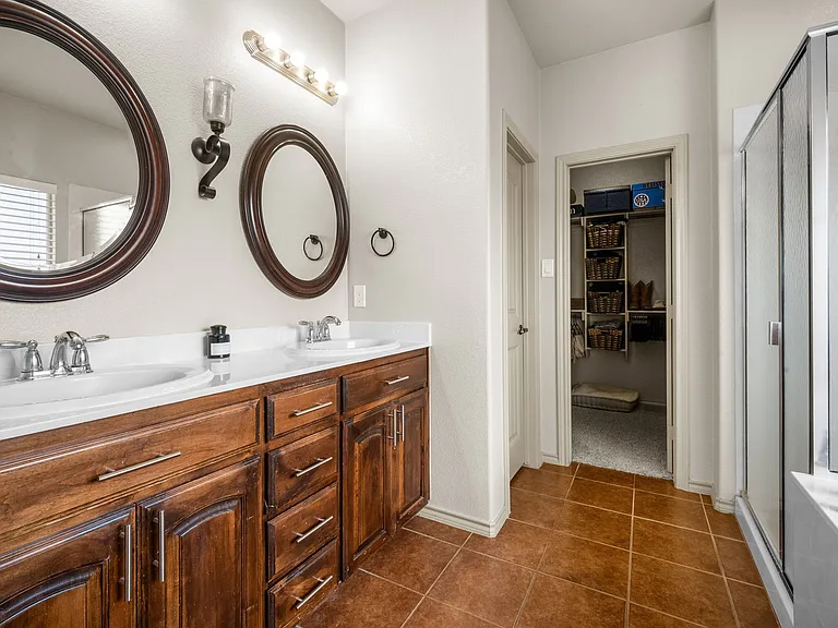 5701 Paluxy Sands Trl — Photo 30