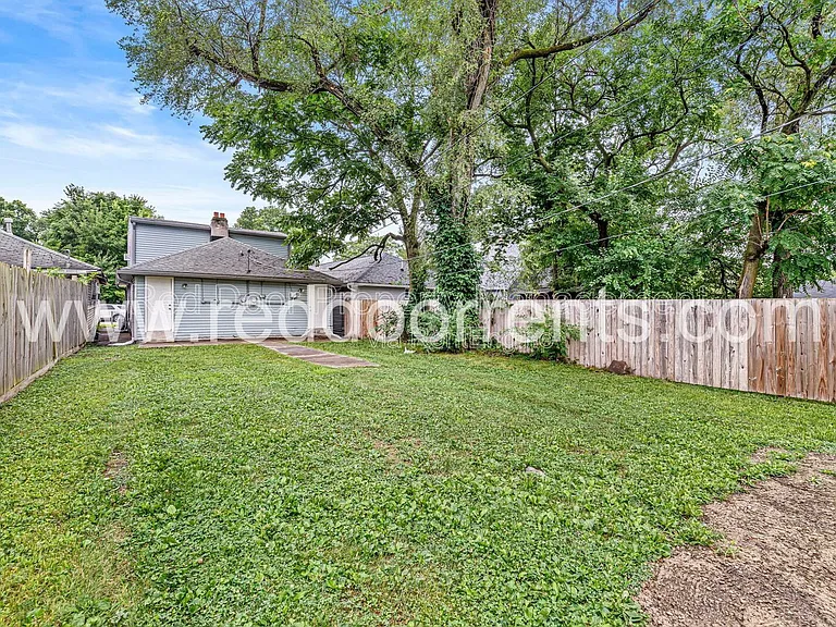 970 Edgemont Ave — Photo 22
