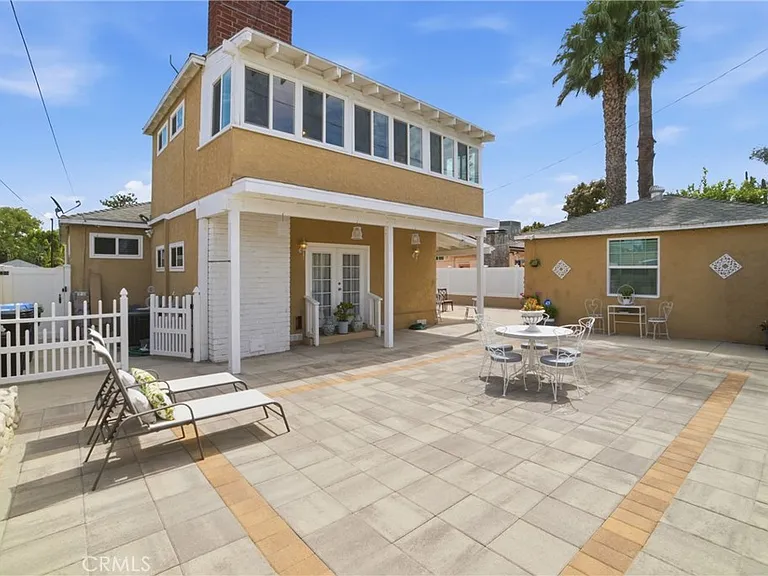 6139 Jamieson Ave — Photo 39