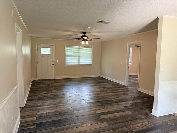 5th image of 113 Tomberlin Ct