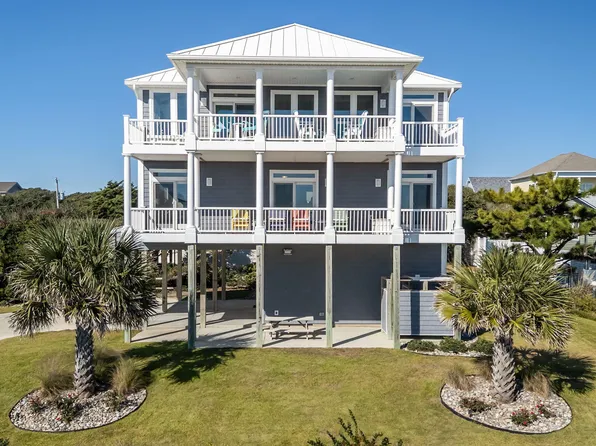 102 E Summer Place, Emerald Isle, NC 28594