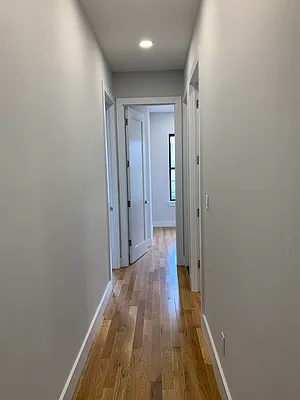 Rented by Evergreen Realty & Investments | media 16