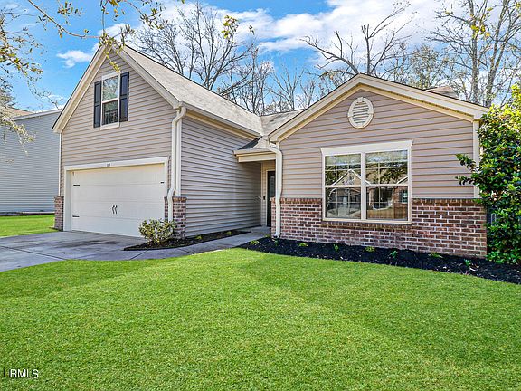 2nd image of 39 Mary Elizabeth Drive