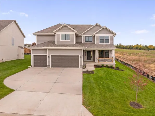 2353 W Wabash St, Olathe, KS 66061