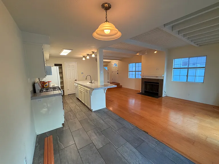 703 F Ave — Photo 3