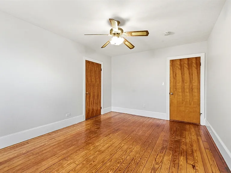 84 Margin St #2 — Photo 16