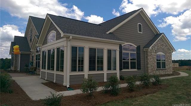 1st image of 2308 Villa Oaks Ct