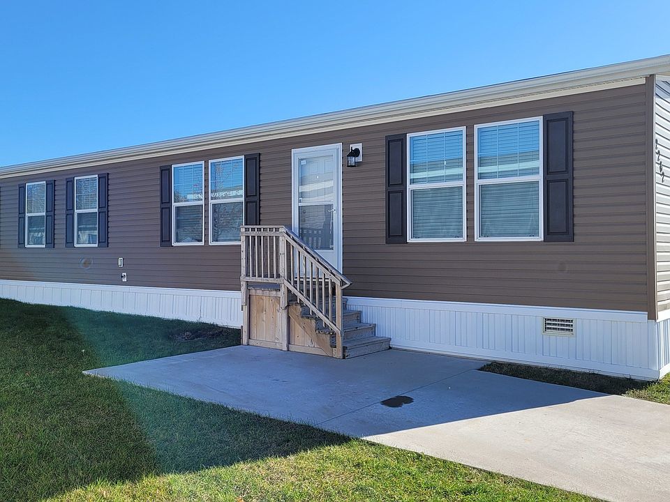 1st image of 1585 Ray Blvd #757