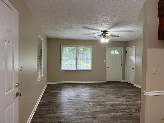 5th image of 16 Shadowood Cir SE