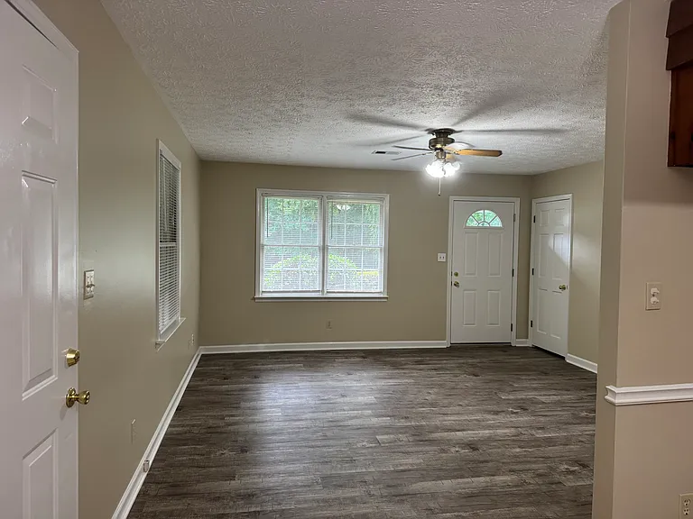 16 Shadowood Cir SE — Photo 5