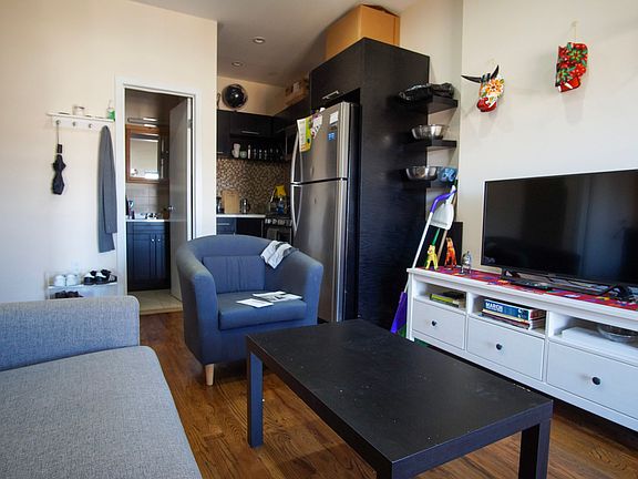 3rd image of 171 Hancock St APT 10B