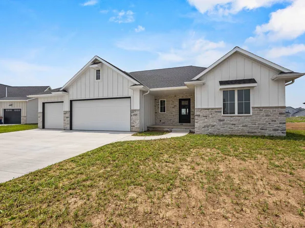 248 Kerrigan Dr, Wrightstown, WI 54180