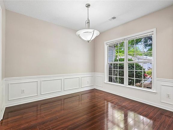 3rd image of 2779 Ashleigh Ln